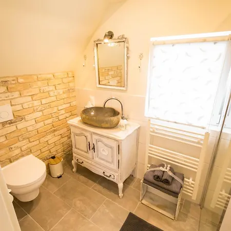 Romantik-suite Nordelsass Bed & Breakfast 3*